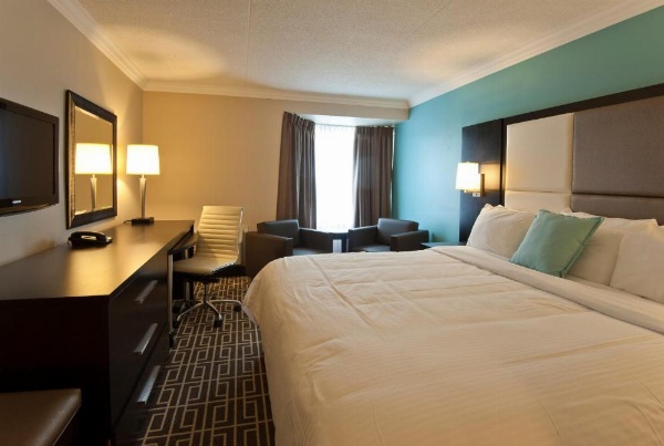 Visitor's Inn image 16